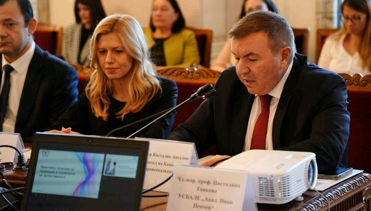 ПРЕВЕНЦИЯТА НА ЗАТЛЪСТЯВАНЕТО ЗАПОЧВА ОТ ДЕТСТВОТО -ПЪРВИТЕ РЕЗУЛТАТИ ИДВАТ СЛЕД 10 ГОДИНИ